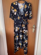 Oasis Dress Size M
