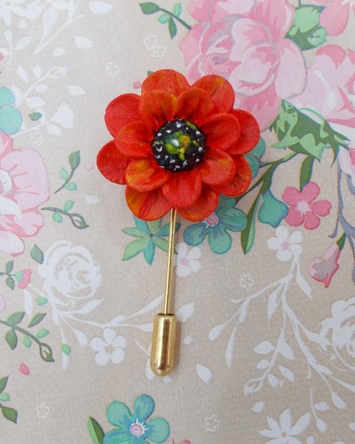 Red papaver lapel flower - red,