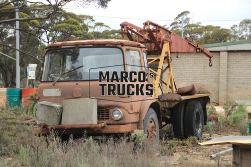 Truck photo tractor crane - truck,