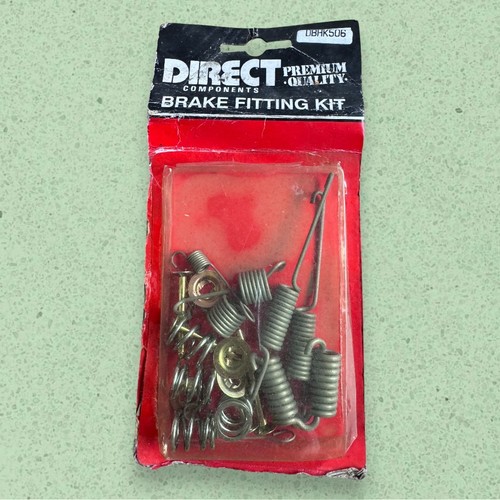 Brake shoe fitting hold down - fitting,