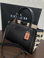 COACH Troop Handbag Black