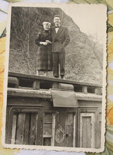 Photo railway wagon woman girl