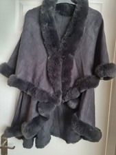 NEW WOMENS GREY FAUX FUR CAPE ONE SIZE