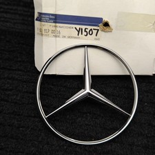 New A6018170016 Genuine Mercedes Bus Grille Badge Star Emblem Chrome - NOS