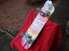 COMPLETE SKATEBOARD kids 1 OF