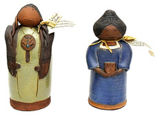 Val Knight Studio Pottery Set Of 2 Native American Figures w/Tags & Signed