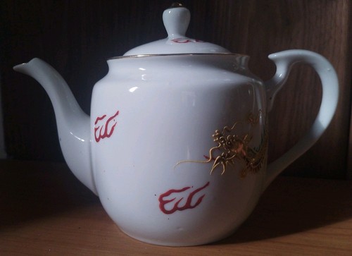 Vintage lucky chinese - vintage, teapot