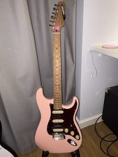 Shell Pink Fender Player