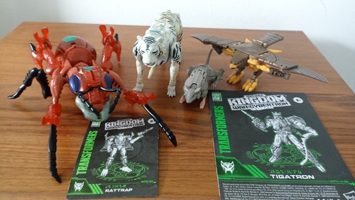 Beast wars figure bundle - beast,