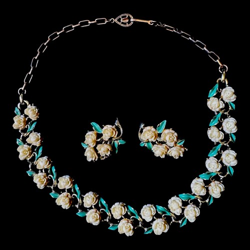 Vintage 1950s cream - cream, rose