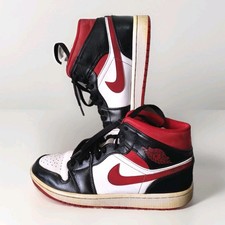Nike Air Jordan 1 Mid Trainers