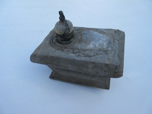 Antique vintage small - small, metal