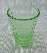 VINTAGE ART DECO GREEN GLASS