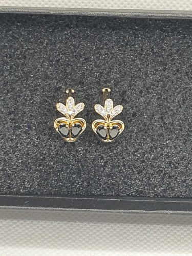 Lovely heart earrings 18k gold - lovely,