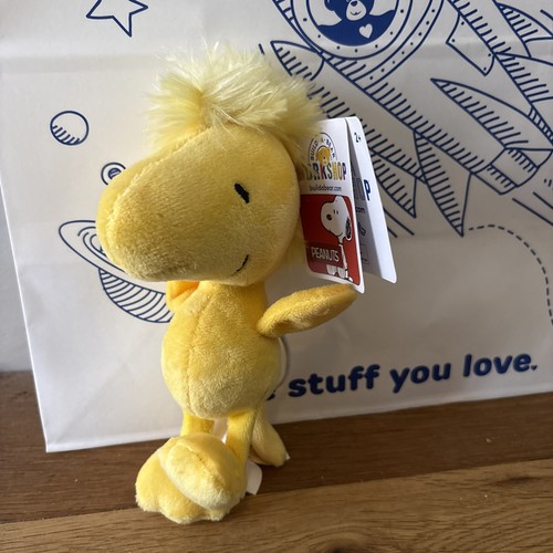 Bnwt build bear peanuts - a,