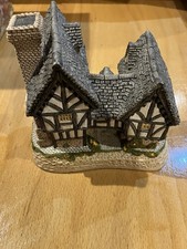 Tudor Manor House  Ceramic Cottage Model By David Winter Signed 1981