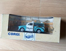 Corgi 96873 Morris Minor Traveller Police Model Car