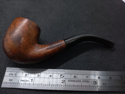 Two vintage monty pocket pipes - vintage,