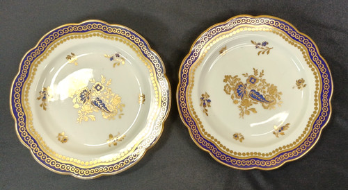 Pair antique royal - of,