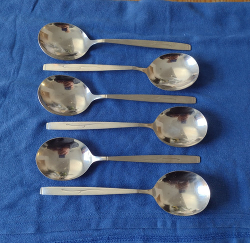 Six oneida vanessa stainless - six,