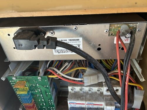 Caravan battery charger - caravan,