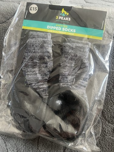 Bnwt peaks knitted dipped - knitted,