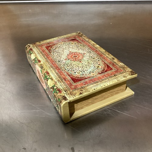 Book safe fake - fake, -trinket