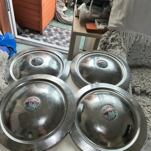 Triumph hub caps - caps,