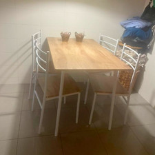 5 Pc Dining Table and Chairs