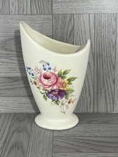 Axe Vale Pottery  - Bud/Posy
