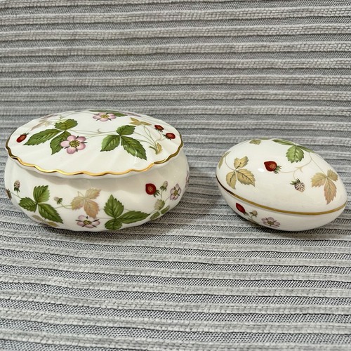 Wedgwood wild strawberry bone - wedgwood,