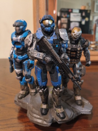 Parts statue of halo - of,