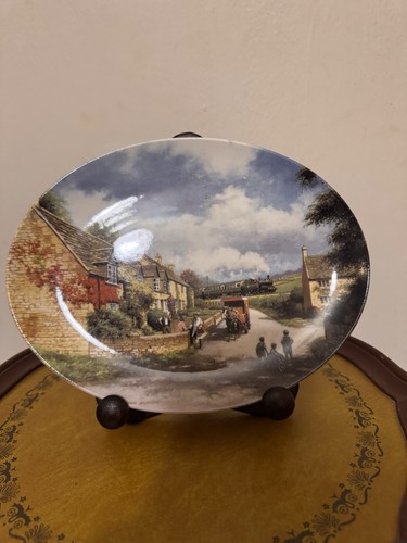 Wedgwood oval collector - wedgwood,