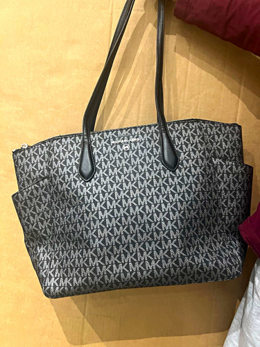 Michael kors logo zip top - kors, tote