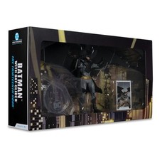 DC Multiverse Figure Batman with Bat-Glider The Thirteenth Hour Gold Label 18cm