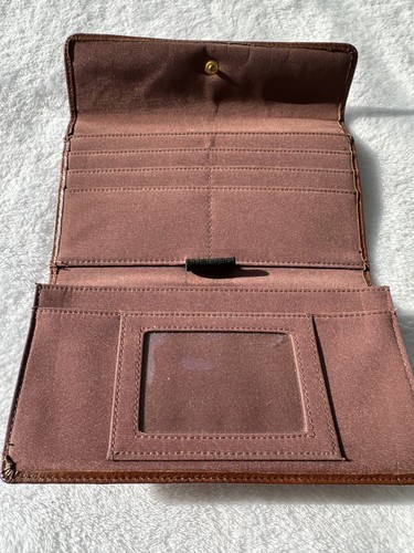 Liz claiborne genuine - liz,