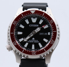 CITIZEN DIVERS BLACK DIAL RED BEZEL WATCH ON BLACK RUBBER STRAP BOXED