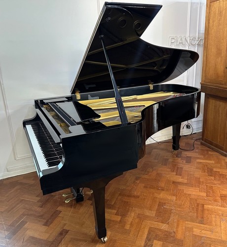 Yamaha semi concert grand - semi,