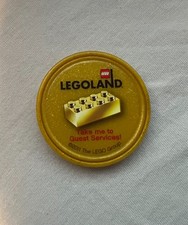 Merlin Legoland Pop Badge 2011 Gold