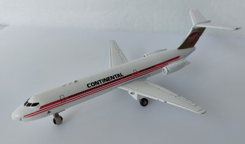 Ertl continental airlines 9 - ertl,