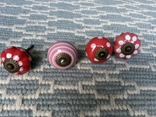 X4 Red & Pink Decorative Drawer/cupboard Knobs. Screw Fix. Pax 4.5cm Dial