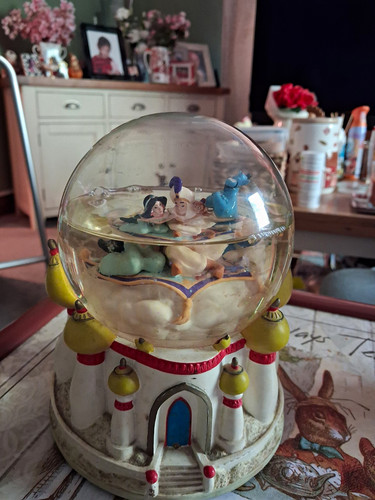 Disney aladdin snowglobe - disney, with