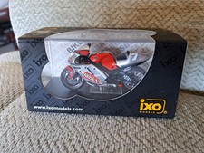 ixo 1:24 YAMAHA YZR-M1 #7 C