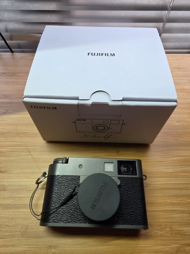 Fujifilm half hf1 charcoal - half,