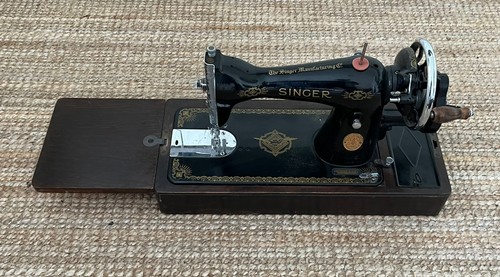 Singer model antique - singer,