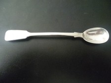 A Victorian 'E W' Monogram Hallmarked Silver 'Fiddle Back' Master Mustard Spoon