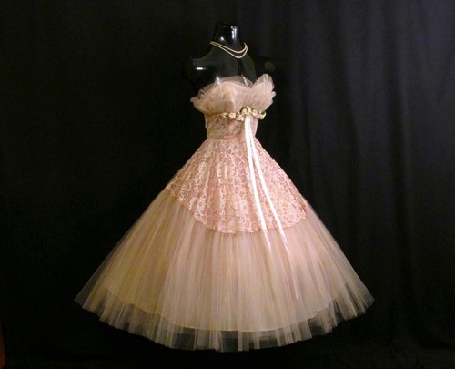 Authentic vintage pink tulle - vintage,
