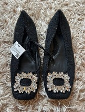 Zara black flat shoes size 4