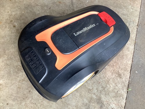 Robotic lawn mower lawnmaster - lawn,
