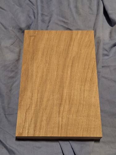 Oak offcut 300mm 198mm - oak, x
